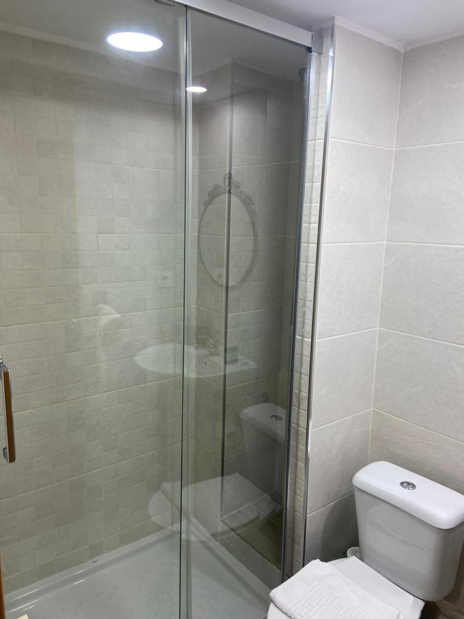 Hostal Elkano Барселона Экстерьер фото