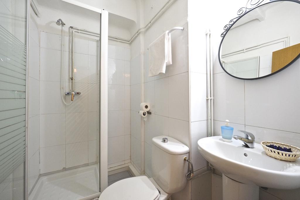 Hostal Elkano Барселона Экстерьер фото