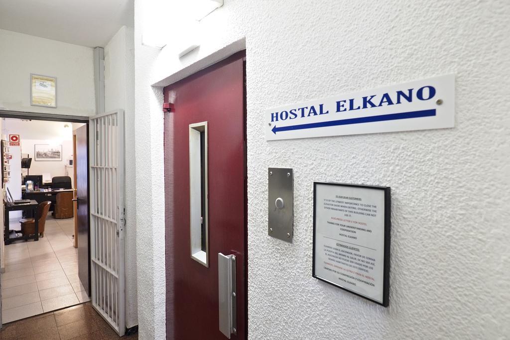 Hostal Elkano Барселона Экстерьер фото